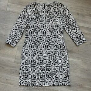 J. MCLAUGHLIN Large Sophia Catalina Cloth Medallion Black Brown Cream Dress‎